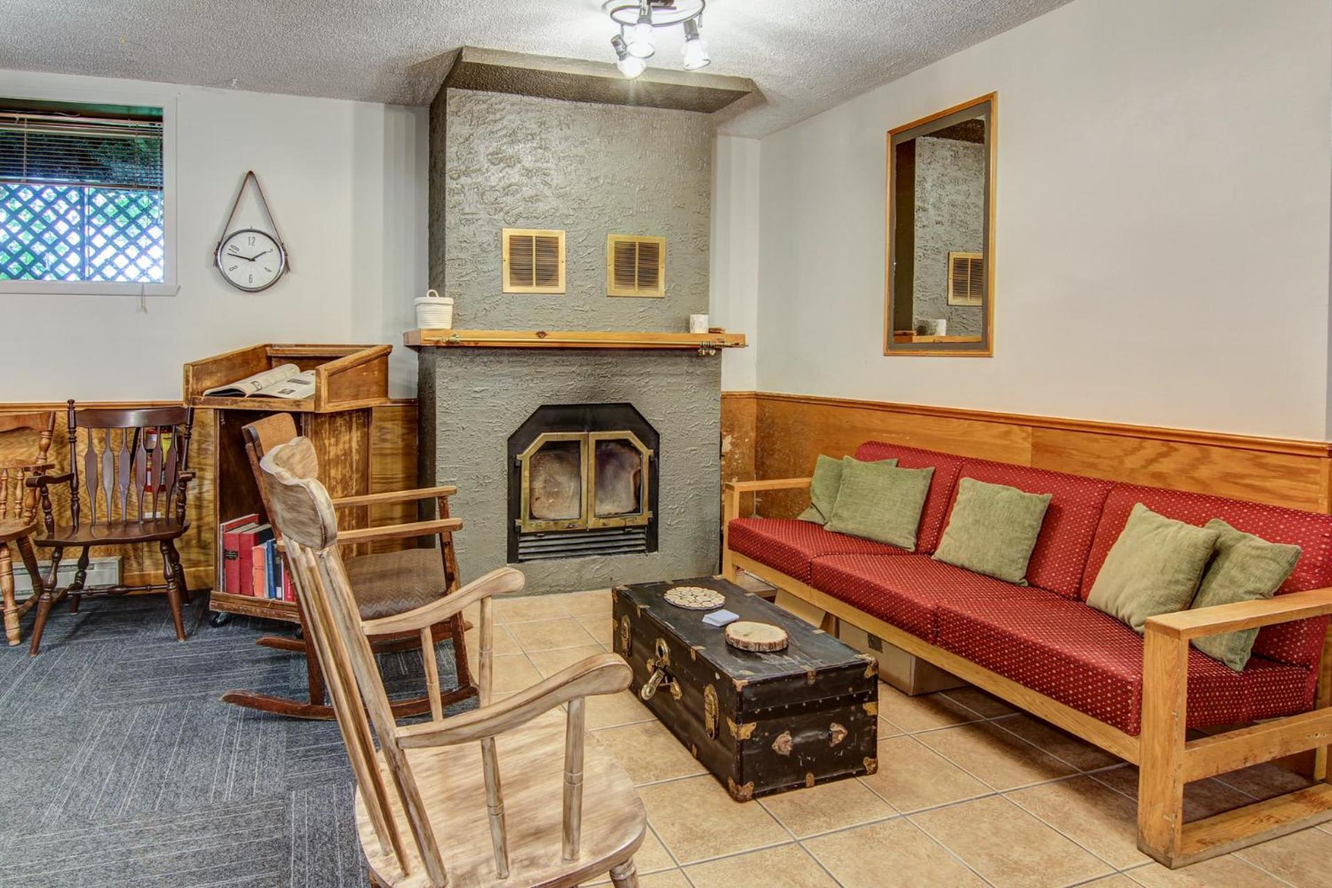 Auberge Presbytere Mont Lac-Vert Hébertville Exteriör bild